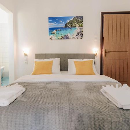 Sunrise Guesthouse Аґрія Екстер'єр фото